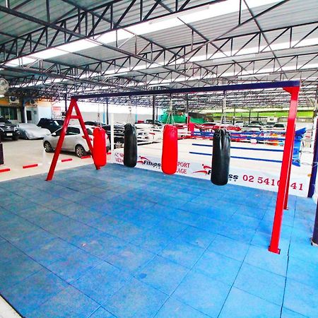 Ac Sport Village Бангкок Экстерьер фото