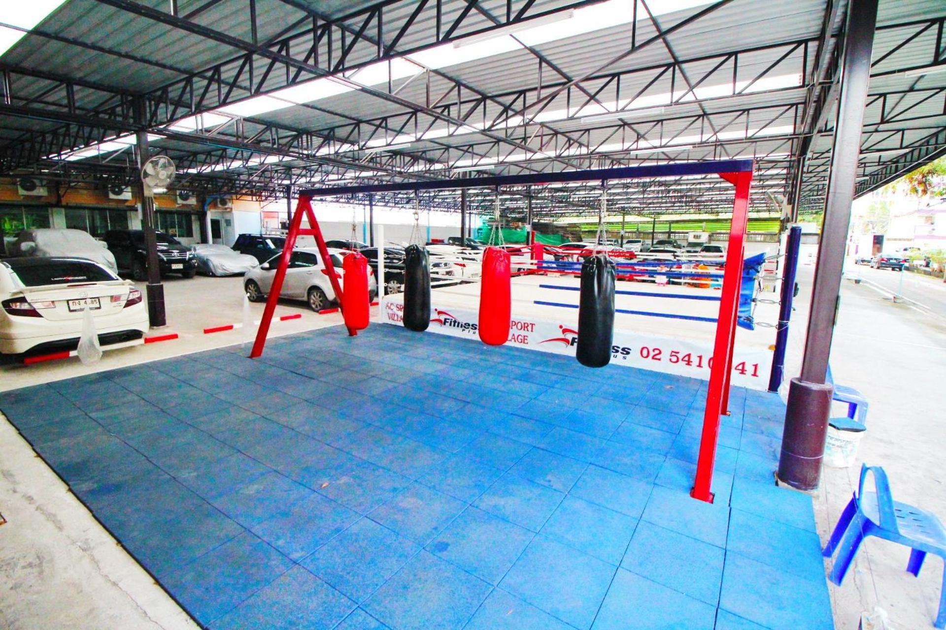 Ac Sport Village Бангкок Экстерьер фото