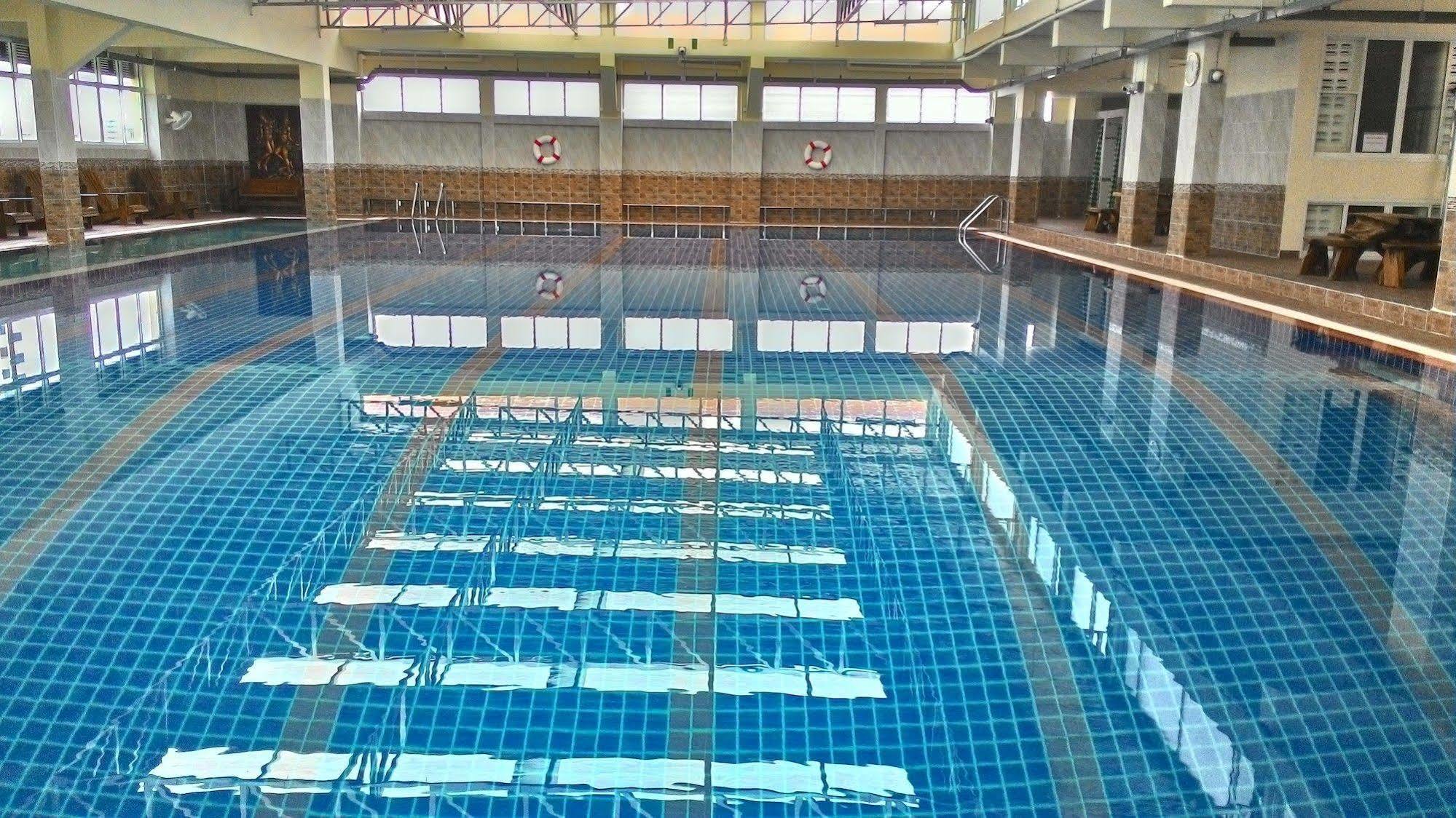Ac Sport Village Бангкок Экстерьер фото