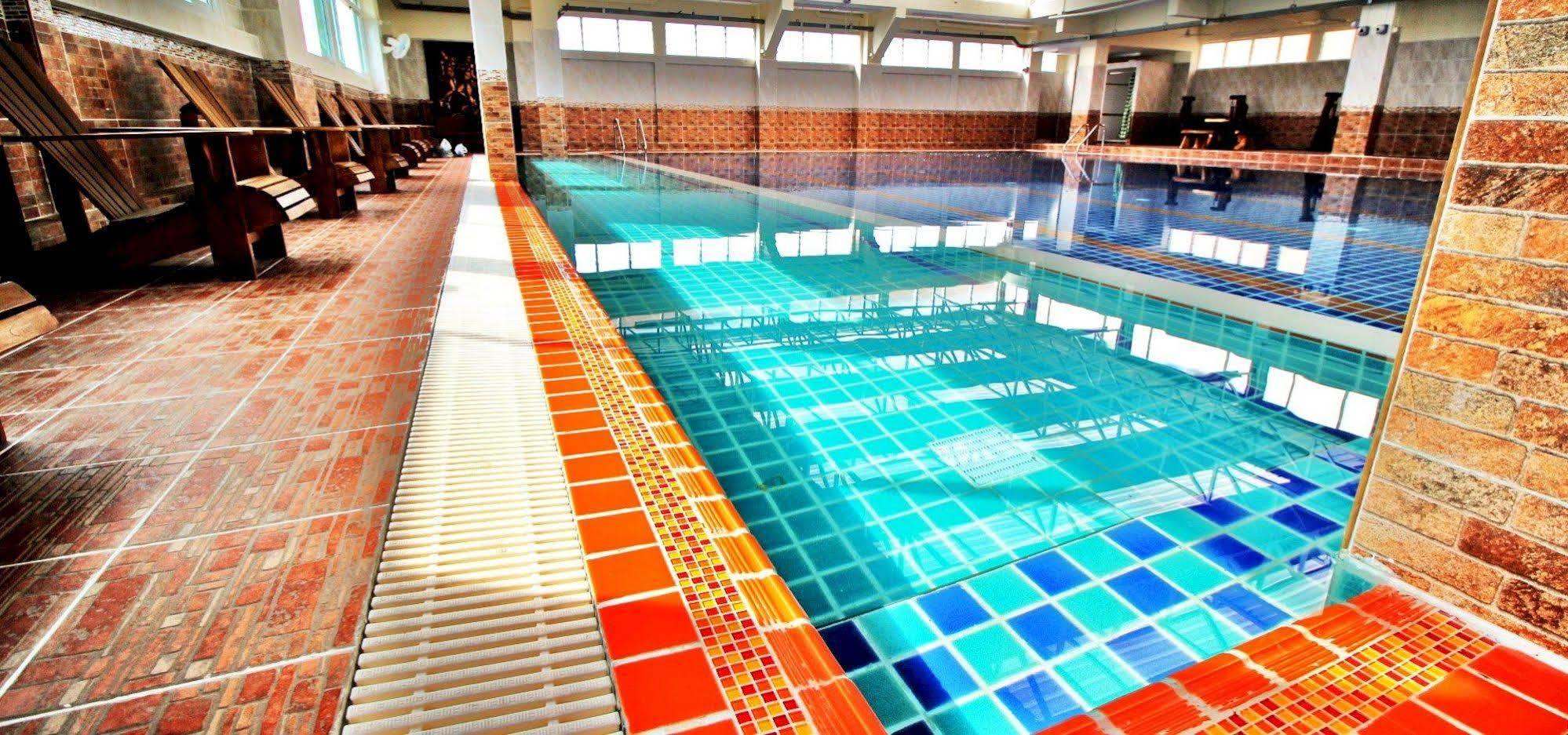 Ac Sport Village Бангкок Экстерьер фото